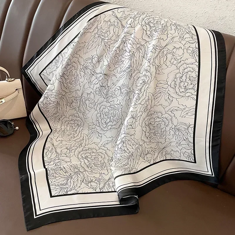 Spring and Autumn Women's 70cm Printed Silk-Feel Square Scarf