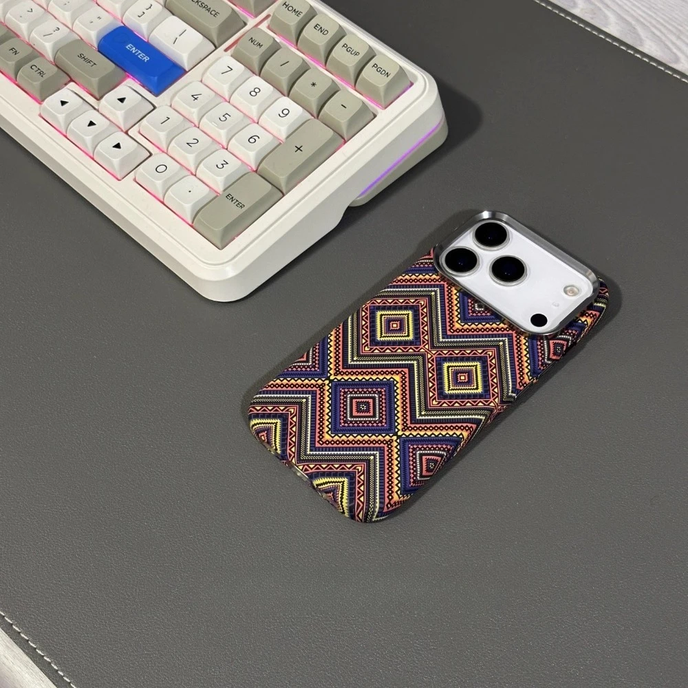 Korean Style Magnetic Carbon Fiber Texture Phone Case with Camera Lens Protection