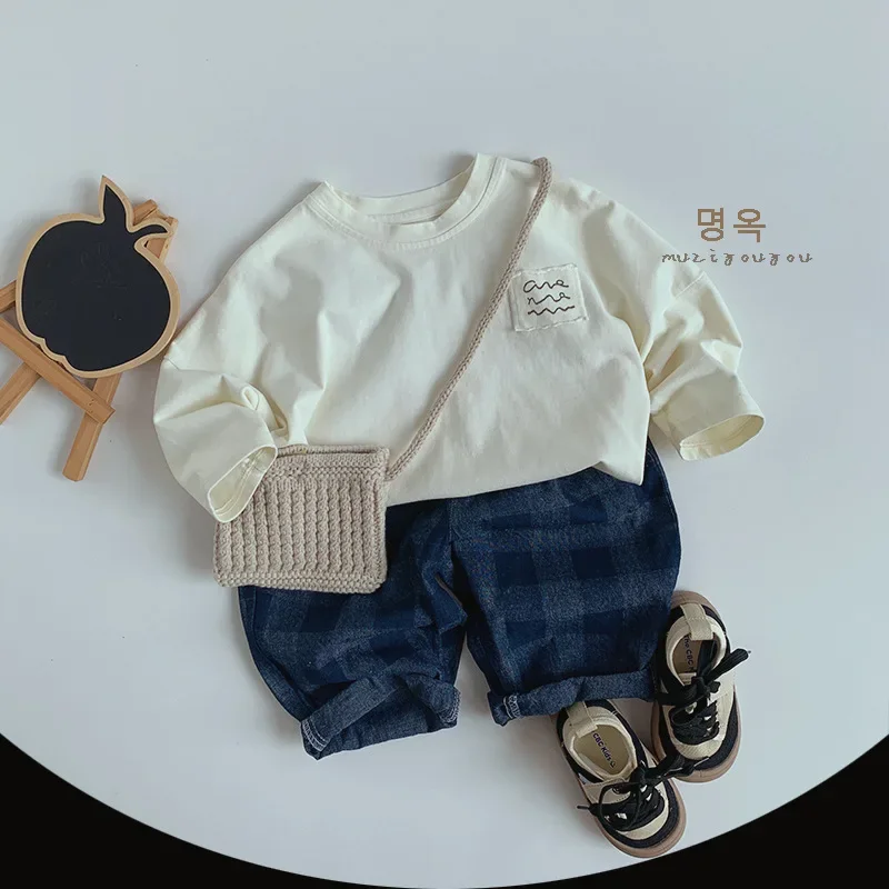 Slide image c7840552216f47d4b9cfcbbdb0f7059e