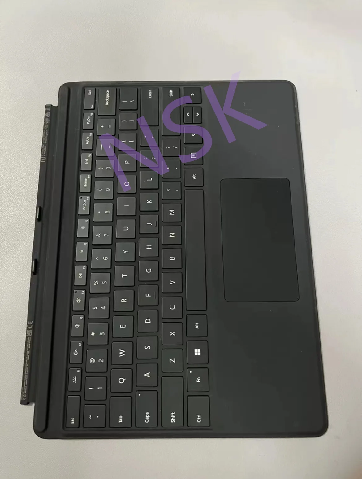 動作品 Surface Pro8/9/X用 キーボード 1905 Amazon | Surface Pro Signature キーボード Surface Pro8用