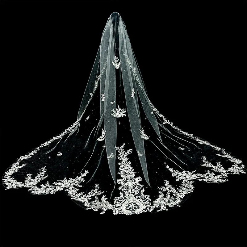 Glitter One Tier Wedding Veils with Comb Lace Appliques Edge Custom Made Wedding Accessories Pretty Bridal Veil Cathedral Length
