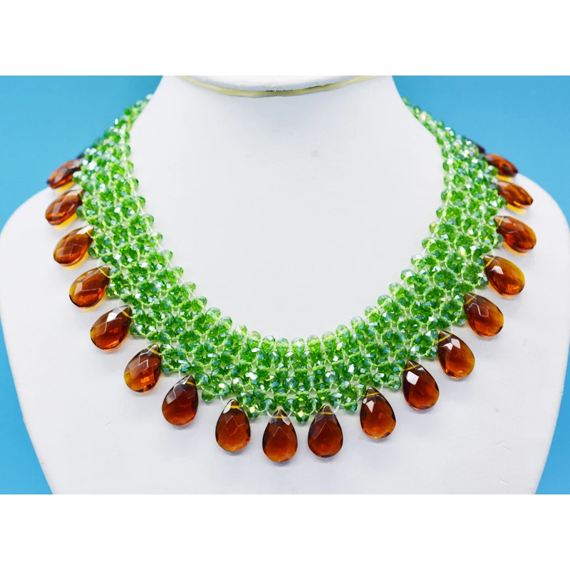 

Very classic! Bridal wedding, crystal necklace 18“
