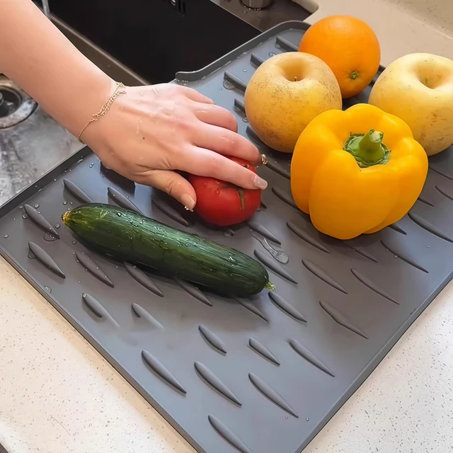 Silicone Drain Mat for Sink, Kitchen Fruit and Vegetable Dish Draining Drying Mat, Household Countertop Heat Insulation Mat 2