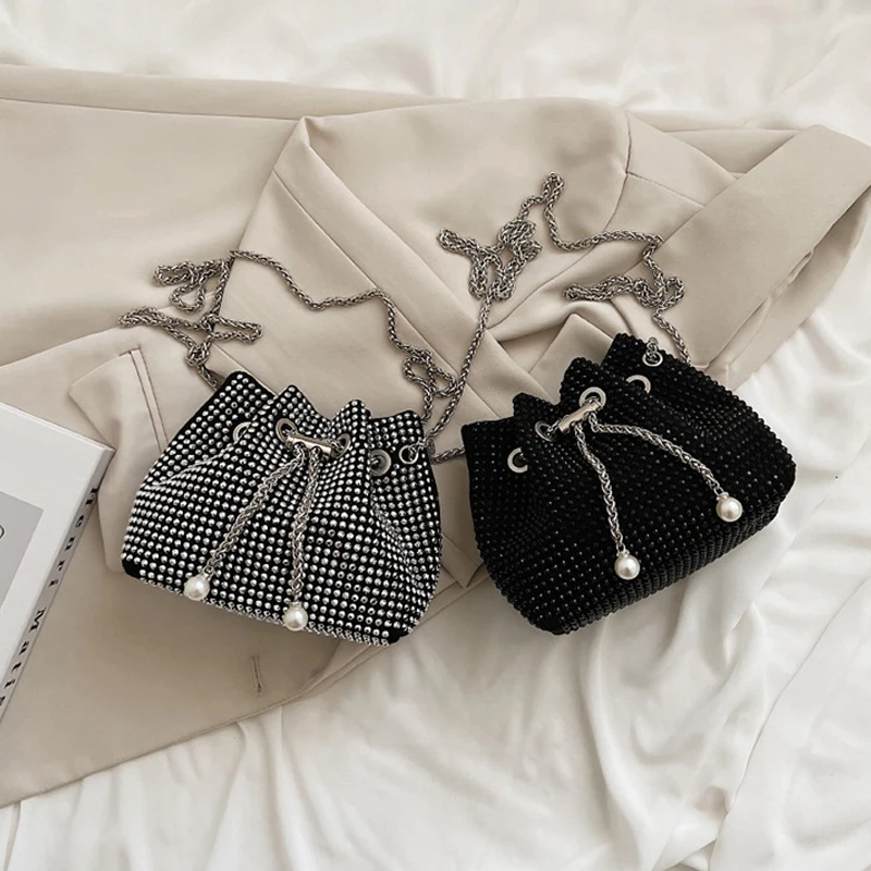 Luxury Women's Bag New High Quality Horseshoe Bucket Bag Exquisite PU Rivet Sequin Design Women's One Shoulder Handbag