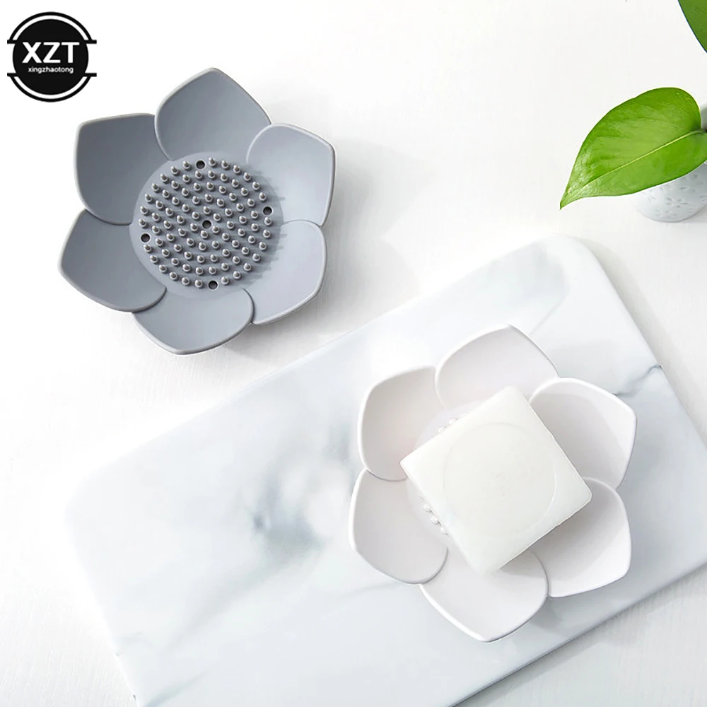 1pcs Soap Box Lotus Shape Non-slip Portable Silicone for Draining Soap Tray Draining Soap Dish Bathroom Accessories
