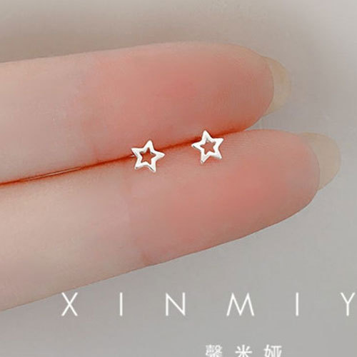Fashion Women's Minimalist Mini Geometric Studs Earrings Triangle Square Heart Star Zircon Small Earrings Party Jewelry
