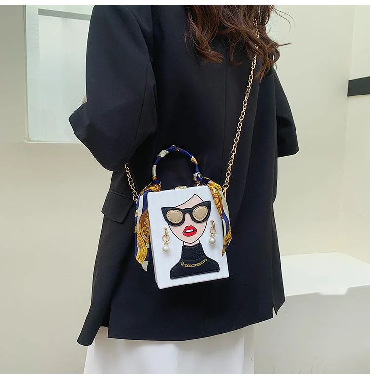 Damen Umhängetasche In Boxform Graffiti Retro Handytasche Kette_voghion.com