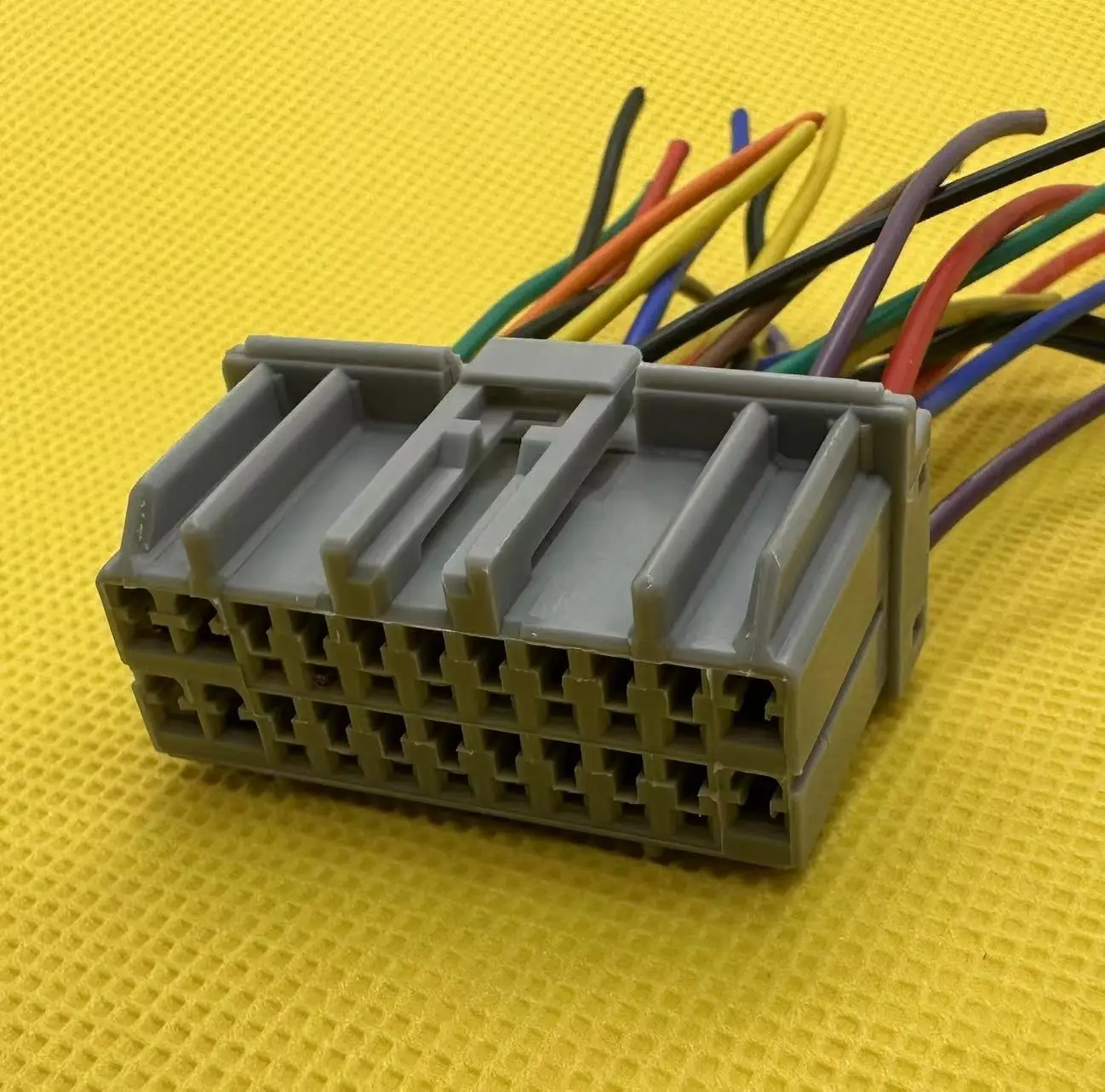 174515-6 Plug 22-Hole Busbar 76P Pin Seat Matching Connector Connector Plug