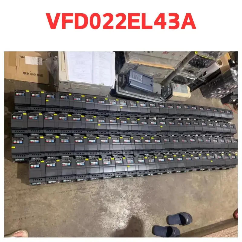 90% 신규, 델타 인버터, VFD022EL43A,VFD022EL43W, 아름다운 상태, 잘 테스트됨, 빠른 배송