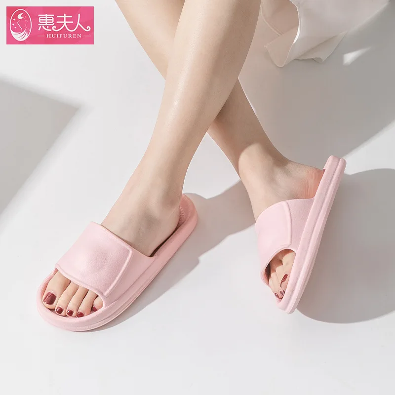 2022 new cool slippers female soft light particles antiskid fashionable home household shower bathroom slippers living room