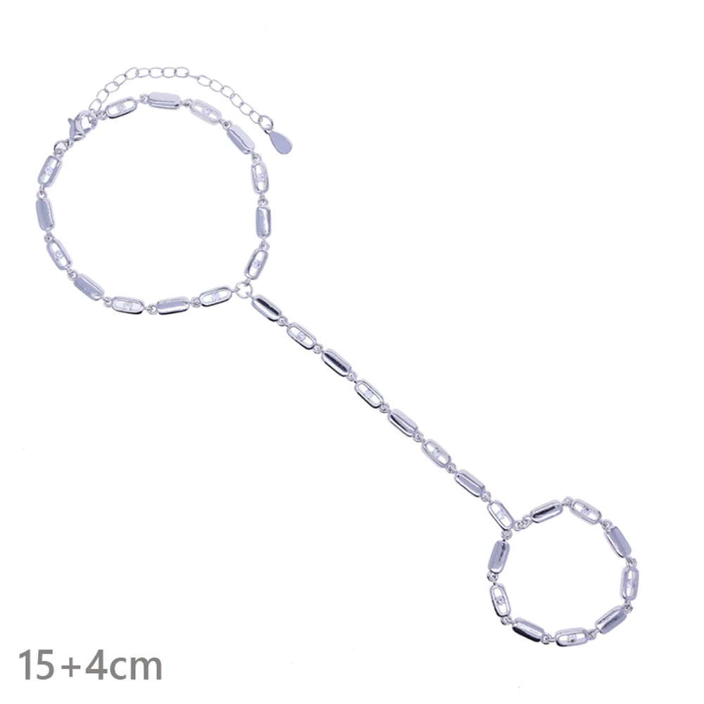 Geometrinen CZ-tennisketju Y-lariat-kaulakoru lähikuvassa kimaltelee