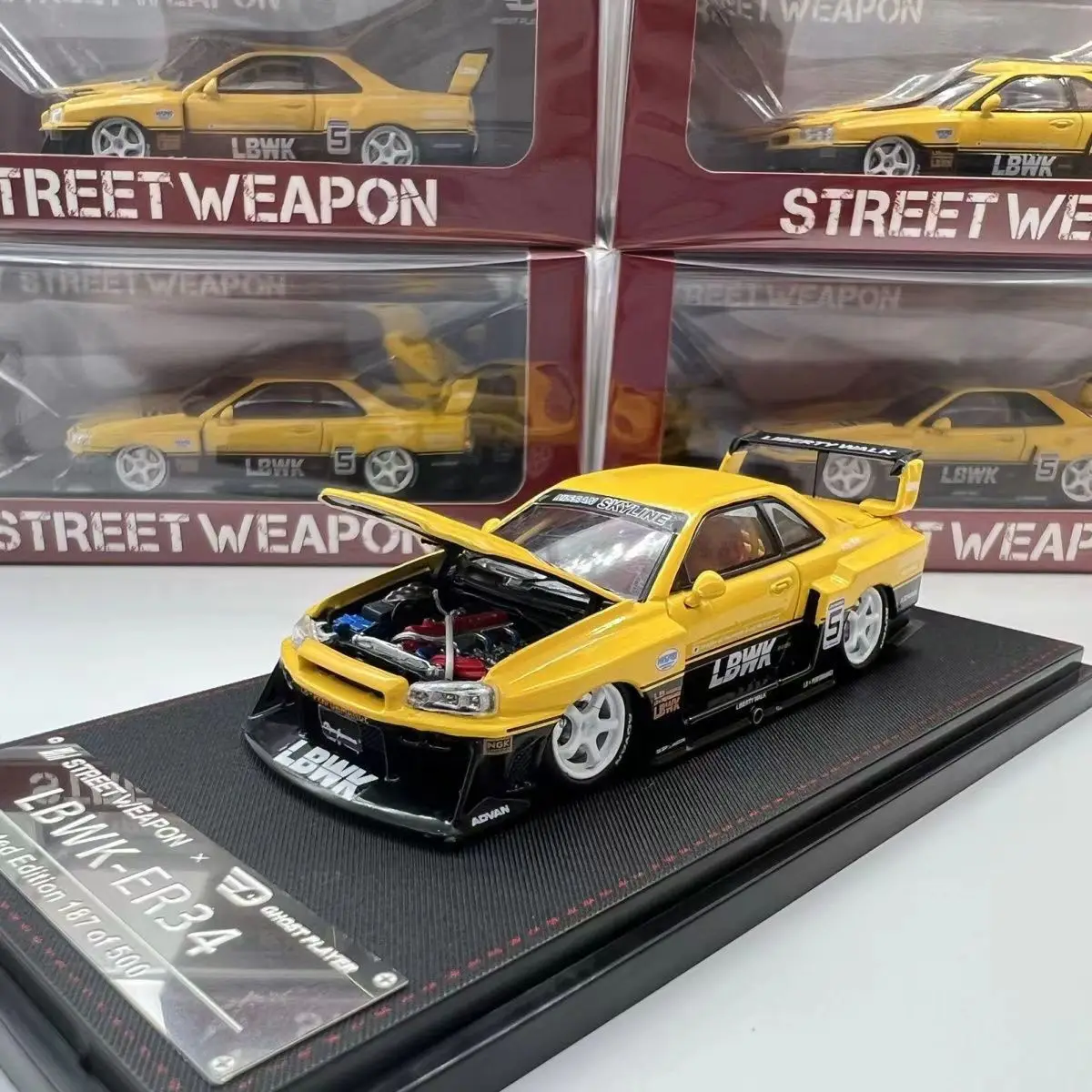 

Уличное оружие и время Micro 1/64 автомобиль Niss-an GT-R ER34 LBWK широкий корпус имитация модели автомобиля из сплава