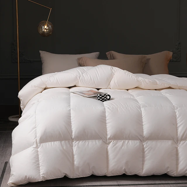 Couette luxueuse en duvet d'oie avec bord doré, belle couette blanche, couette DuSALE, haute qualité, 2025 au standard, légère, chaude, très, neuve, 95% 2