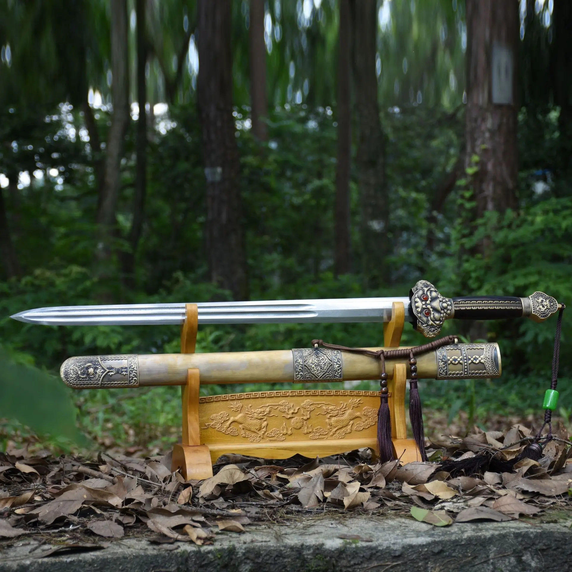 97cmDamascussteelmedievalrealswordmartialartshardsword27kgsamuraipatternsteelpure.jpg