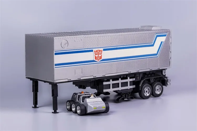 optimus prime trailer g1