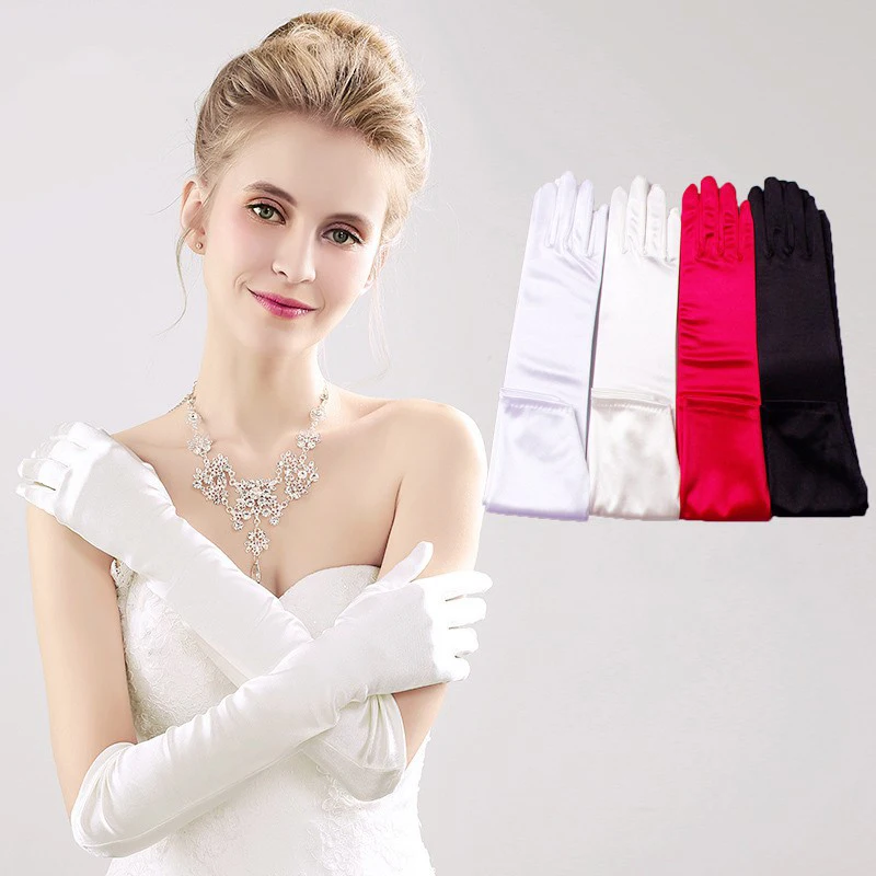 

Photo Shoot Of Long Satin Gloves With Retro Wedding Dress Sun Protection Gloves