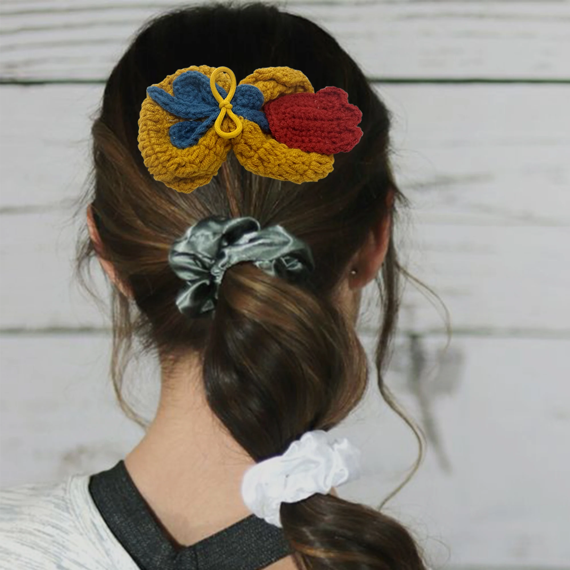 Рисунок 2 - Новинка розовые заколки ручной