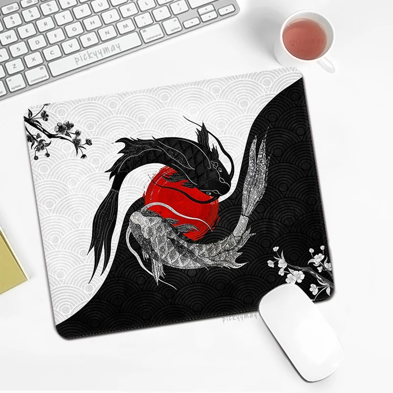 Yinyang Peixe Pequeno Mouse Tapete de Mesa do Computador 18x22cm Tapete de Mesa de Borracha Deskpad Computador Portátil Mousepad Japonês Arte Koi Mause Almofadas