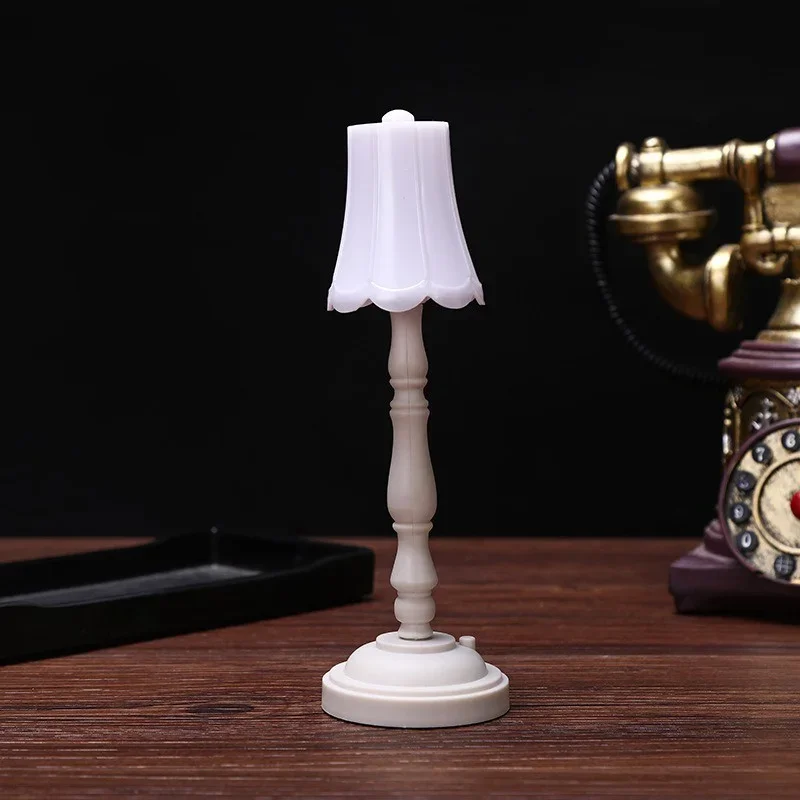 1/6 Scale White LED Desk Lamp Model Furniture for Hot Toys BJD Dollhouse Accessory Kids Pretend Play Toys 6
