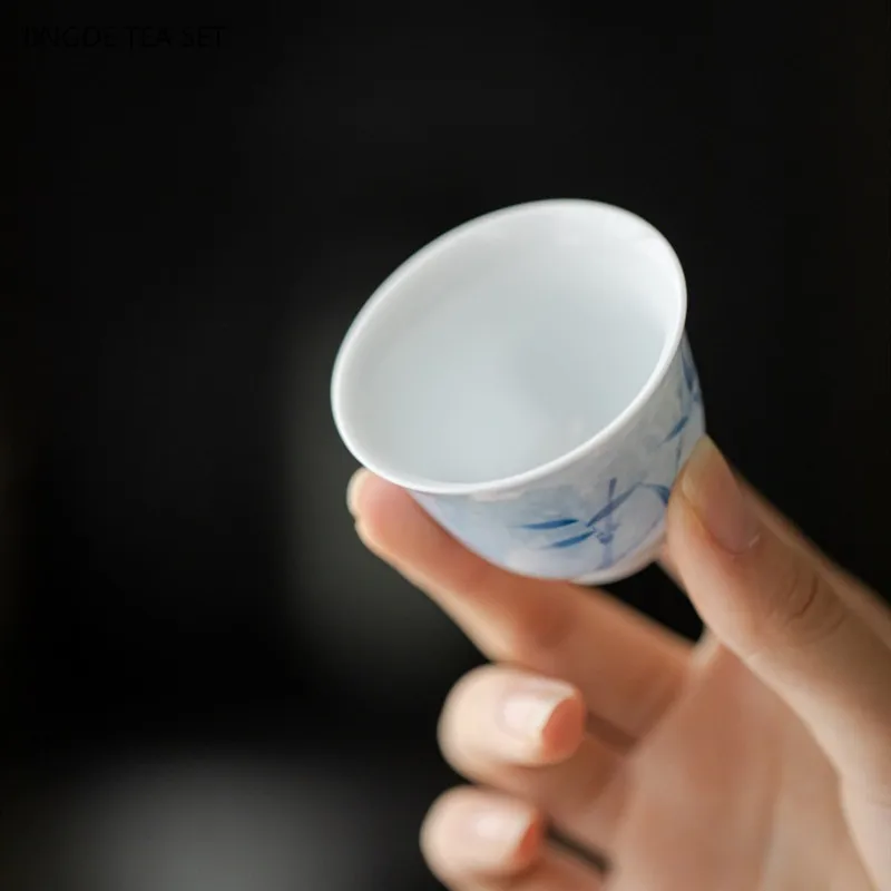 40ml Hand-painted Blue and White Porcelain Tea Cup Underglaze Beauty Master Cup Ceramic Personal Single Cup Home Tea Accessories