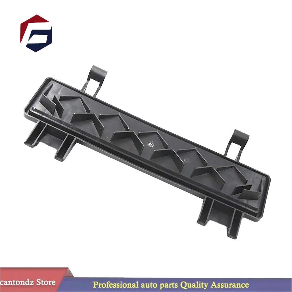 

For Mercedes GLA X156 a180 a200 a260 a45 b180 b200 b260 air conditioning filter cover filter cover A2468300142