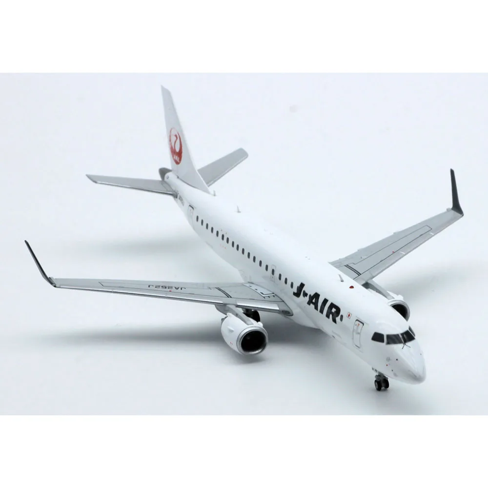 JC wings J-AIR embraer E190 1/200【最終価格】 JC wings J-AIR embraer E190 1/200 - メルカリ