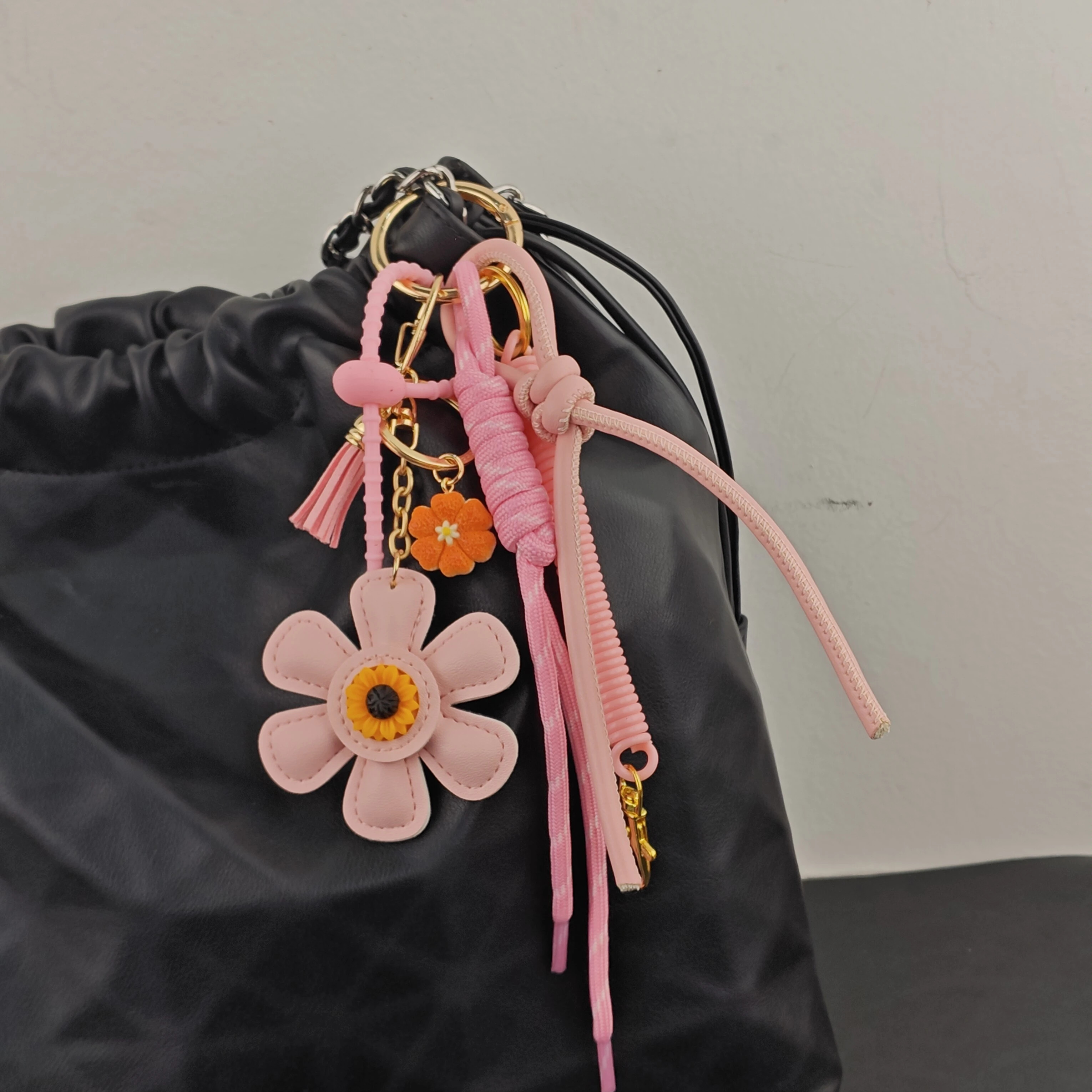 Sunflower Leather Bag Charm with Braided Rope - Fashionable Women's Keychain Accessory & Gift Wholesale
