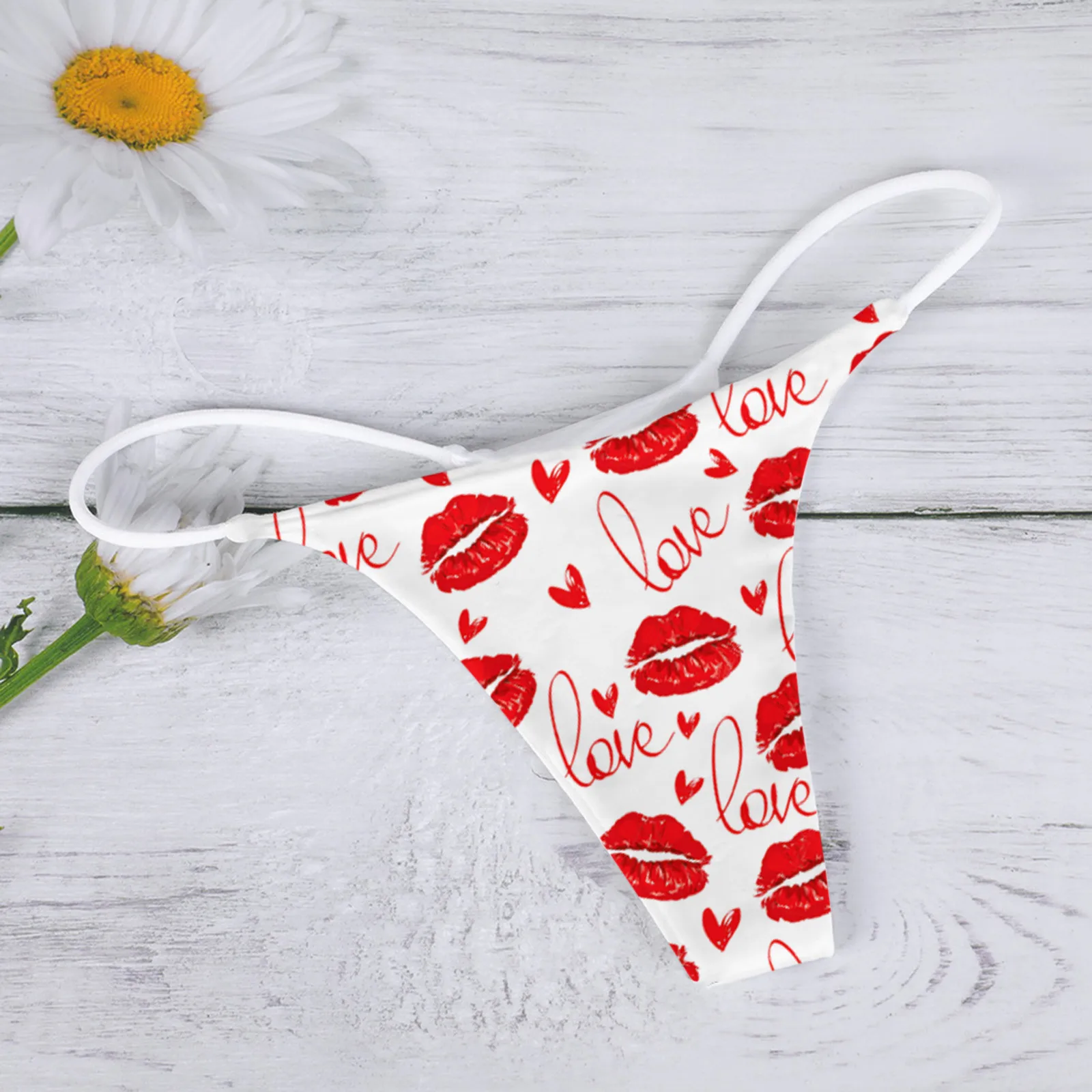 Funny Love Heart Sexy Thongs Women's Panties G-String T-Back Red Lips Pattern Panties for Women Underwear Female Briefs Tangas