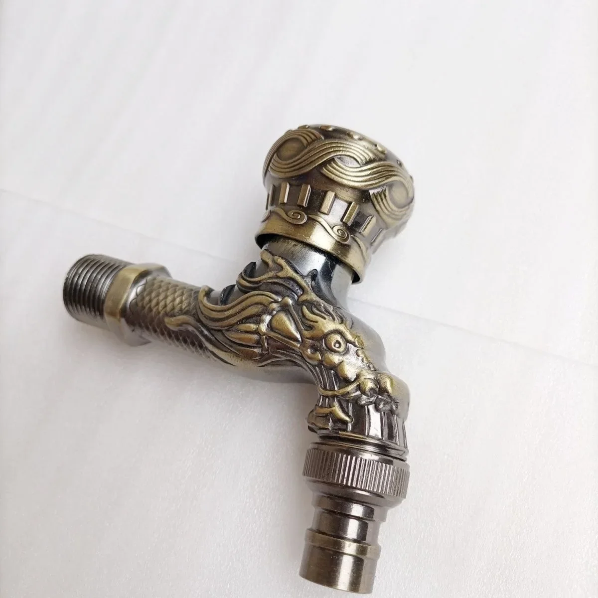 Antique European Style Wall-mounted Washing Machine Faucet Single Cold Water Valve Taps Mop Pool Faucet Accessories