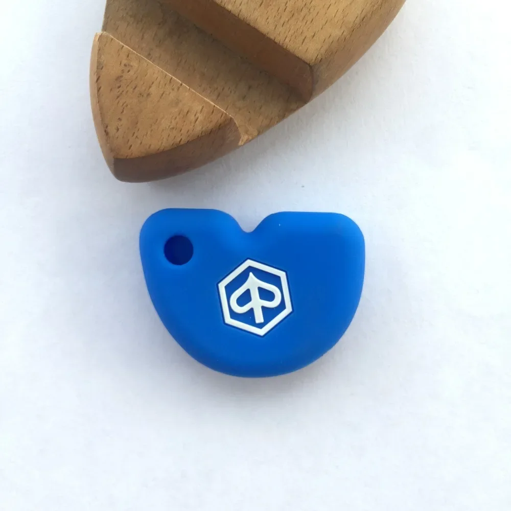 Silicone motorcycle key cover case for Vespa GTS300 946 LX150 Enrico Piaggio 125 150 fly RA1 3vte Gts 200 Creative motor key Key Case Cover Key Case