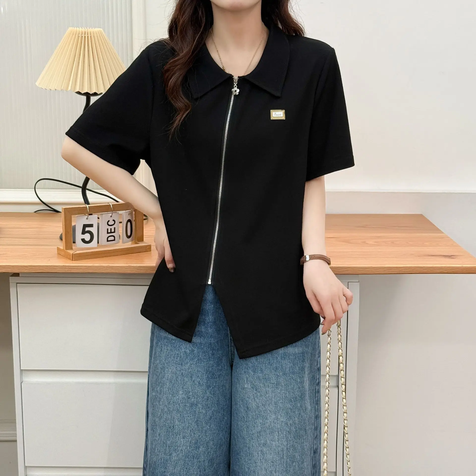 2025 Plus Size Women's Top Summer New 100kg Small Fresh Diagonal Zipper Label POLO Collar Short Sleeve T-Shirt 801