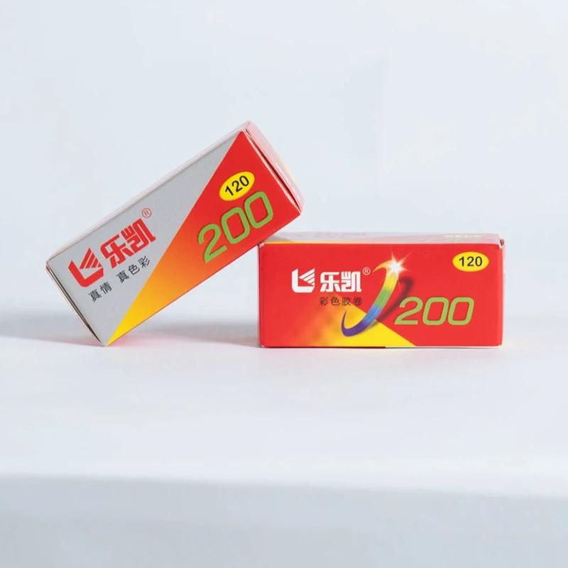 Lucky C200 120mm Color ISO200 Film C41 Roll Negative Color Film 1-10 Rolls for Kodak Fuji 120 Film Camera Expiration date：2027