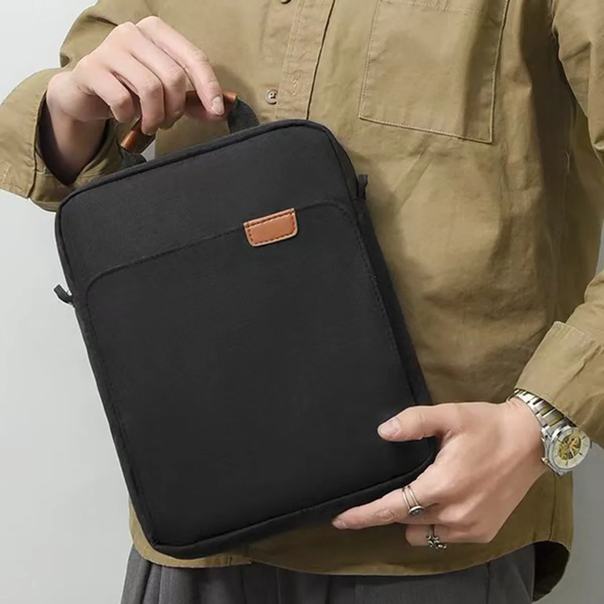 Versatile Lightweight Waterproof Tablet Shoulder Bag with Full Coverage