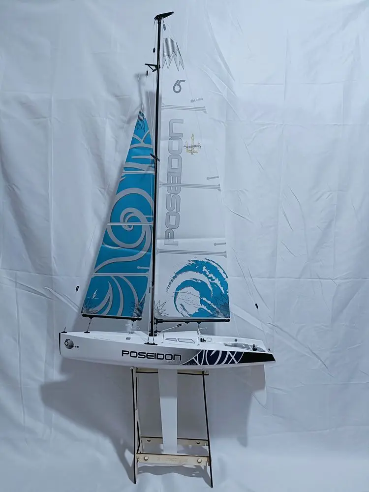 Remote-Controlled Sailboat Haishen 650 4-Channel Sailboat Model 2.4g Fiberglass Boat Rc Racing Sailboat Kid's Outdoor Toy Gift 2