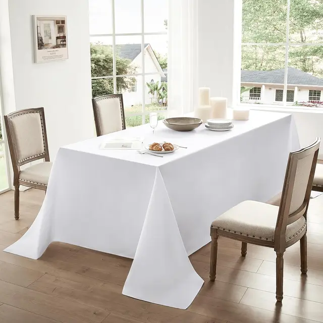 Nappe de Table blanche rectangulaire en Polyester lavable, résistante aux taches, décorative, pour Table à manger, fêtes et mariages 1