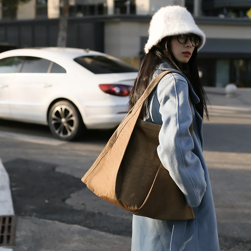 Borse a tracolla oversize per donna Borsa tote shopper leggera impermeabile in tessuto di nylon lavato di grande capacità 2024 Ultima borsa - immagine 5