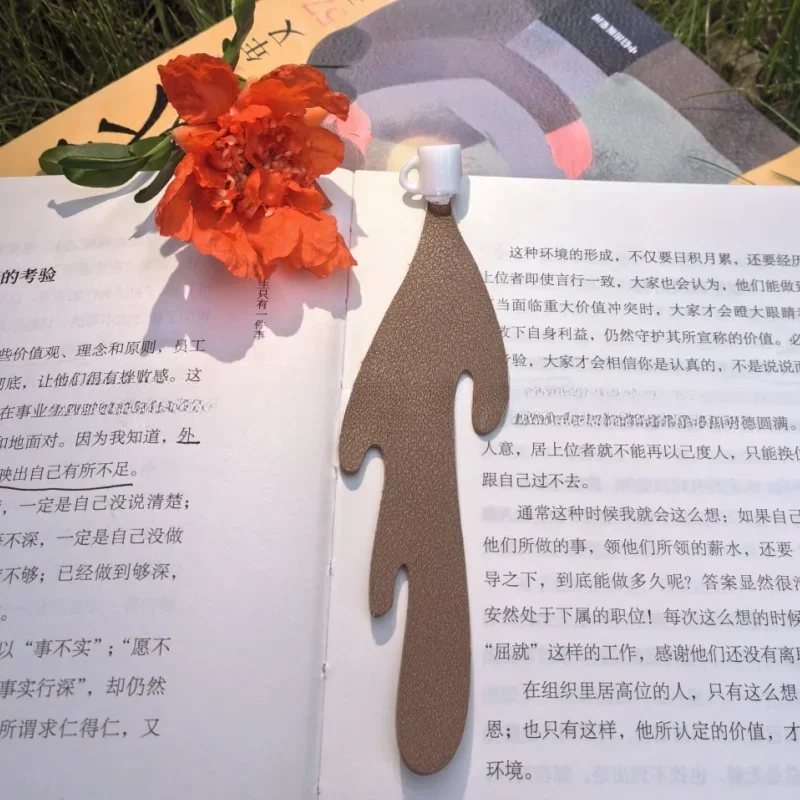 Cute Spilled Coffee Bookmark Corner Marker for Reading Funny Bookmarks for Reading Corner Bookmark Stationery School Supplies bookmark page holder,bookmark holder