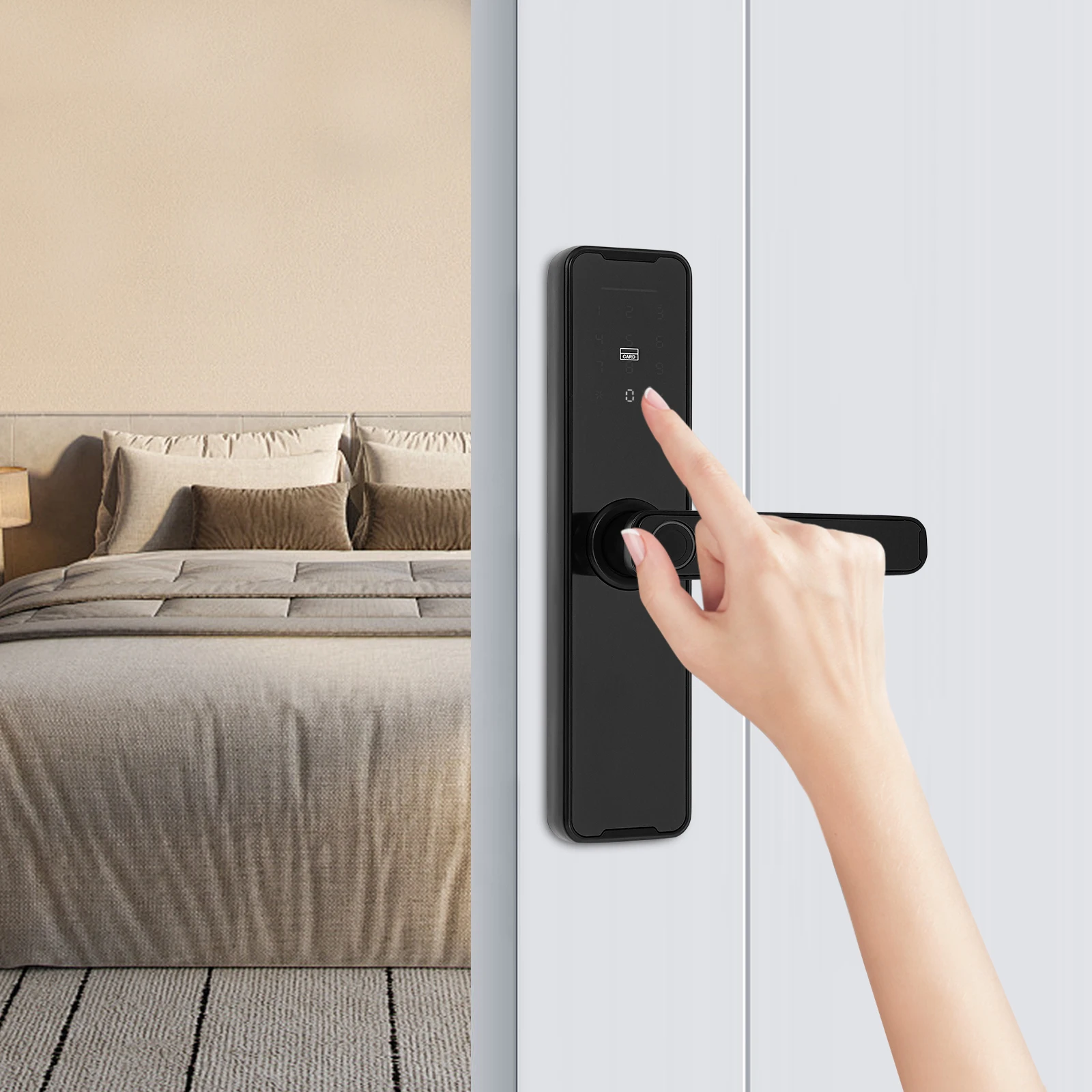 Framifrån vy av det smarta dörrlåset monterat på en dörr