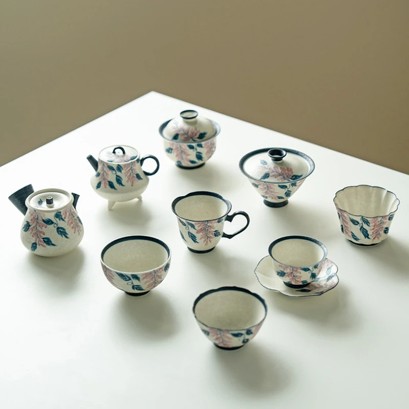 125ml Hand-painted Wisteria Flower Teapot Handmade Tea Infuser Pot Tea Brewing Kettle with Ball Hole Drinkware Decoration Gift