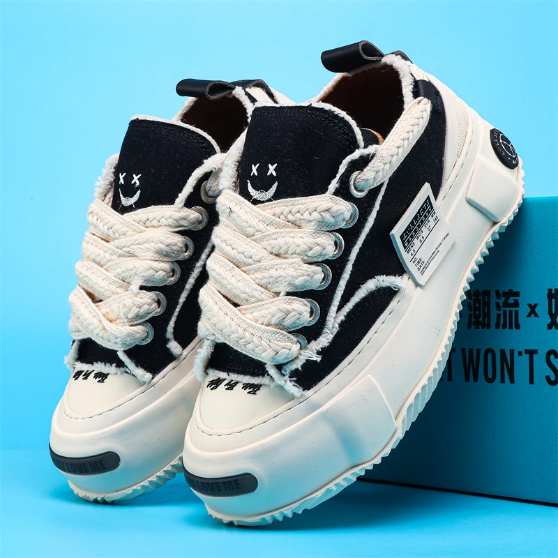 Description Picture 3 of itemSmall fragrance is durable, comfortable, thick-soled, and the couple's heightened color-changing large round toe shoes, the new