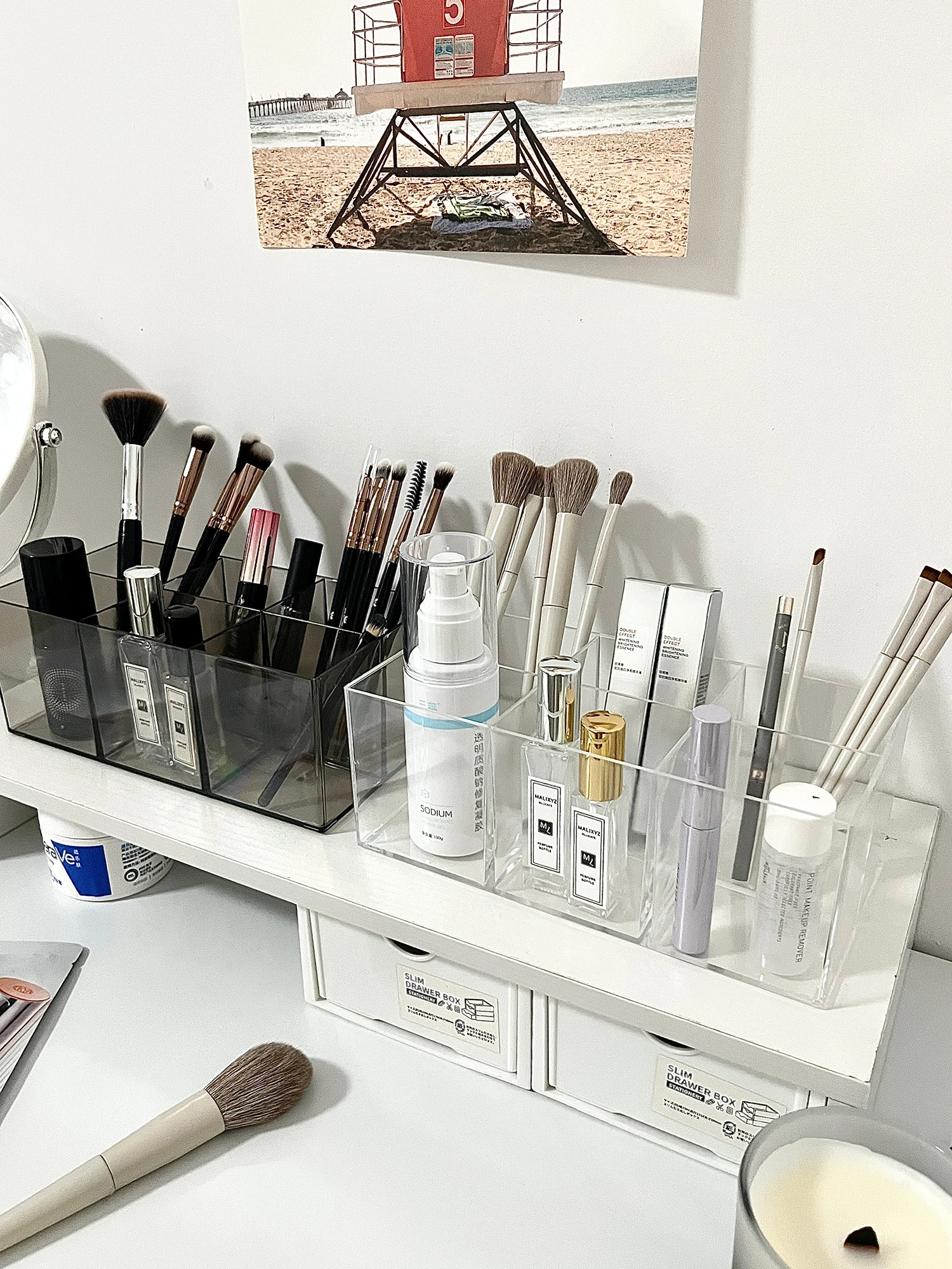 Description Picture 6 of itemClear Makeup Brush Organizer, Acrylic Cosmetic Brushes Storage Holder with 6 Slots, Pencil Pen Holder for Desk