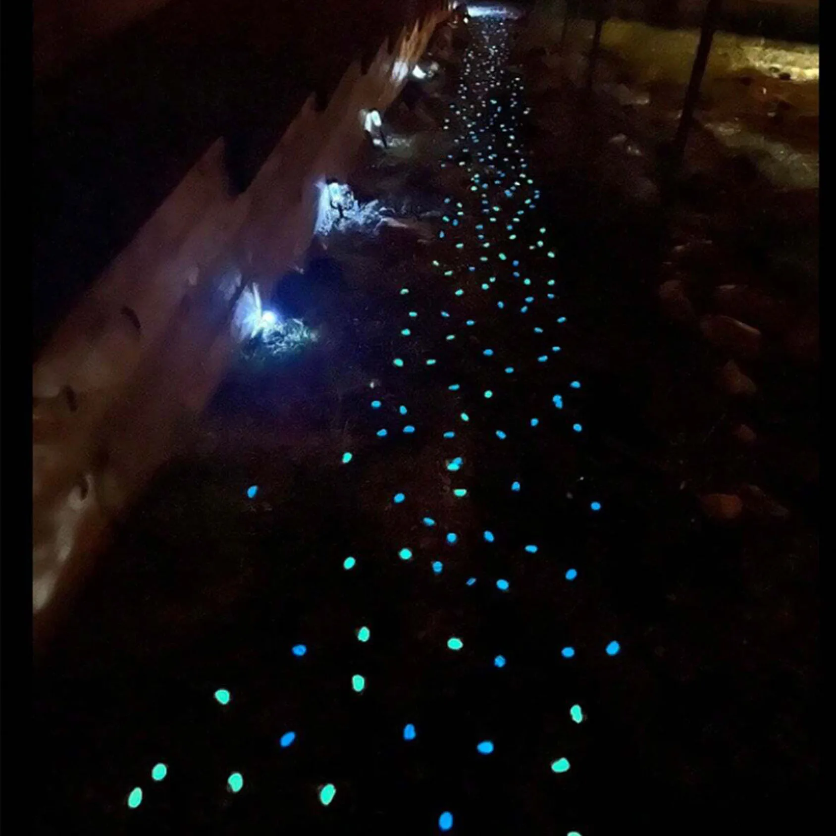 Glow Stones Mini Glow-in-the-dark Stones for Stone Fish Tanks Outdoor Decorative