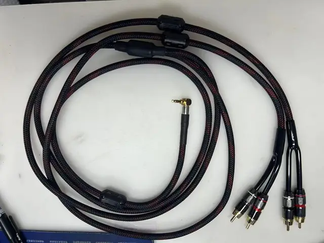 Jack male 1 One to four 4 rca female amplifier speaker cable 3.5 Turn 4RCA  Computer with two sets of audio cabl 3.5mmTurn Lotus - AliExpress