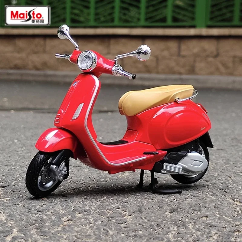 

Модель досуга Maisto 1:12 Vespa Primavera 150 из сплава, литая металлическая классическая модель мотоцикла, имитация детских подарков
