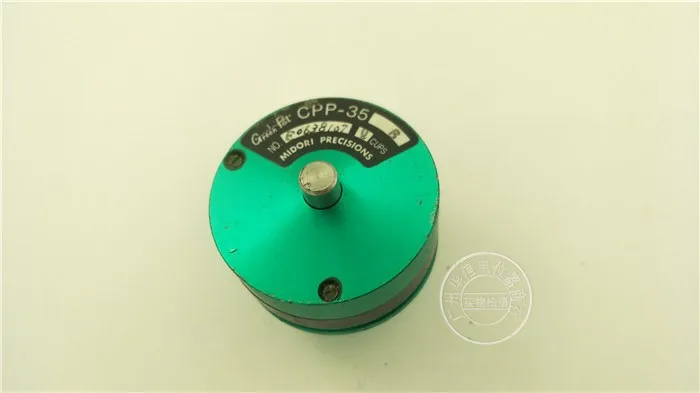 

Midori CPP-35B 10K двойная ось, проводящий пластиковый потенциометр, диаметр оси 6 мм