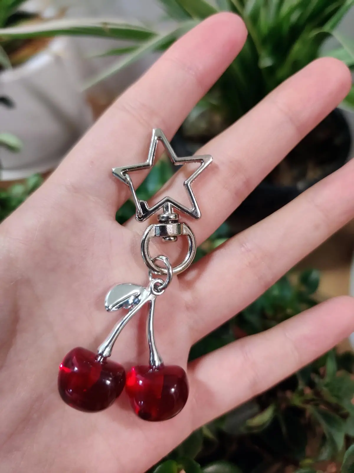 Portachiavi alla moda e creativo con frutta e ciliegia Y2K, simpatico portachiavi con ciliegia, decorazione da appendere per chiavi della macchina, donne e ragazze ﻿ 2024