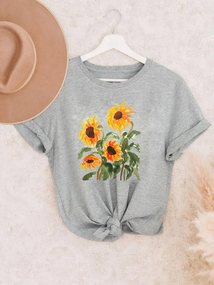 

Футболка женская летняя с коротким рукавом, Стильная Милая футболка с цветочным принтом и акварелью, модная повседневная рубашка в стиле 90-х