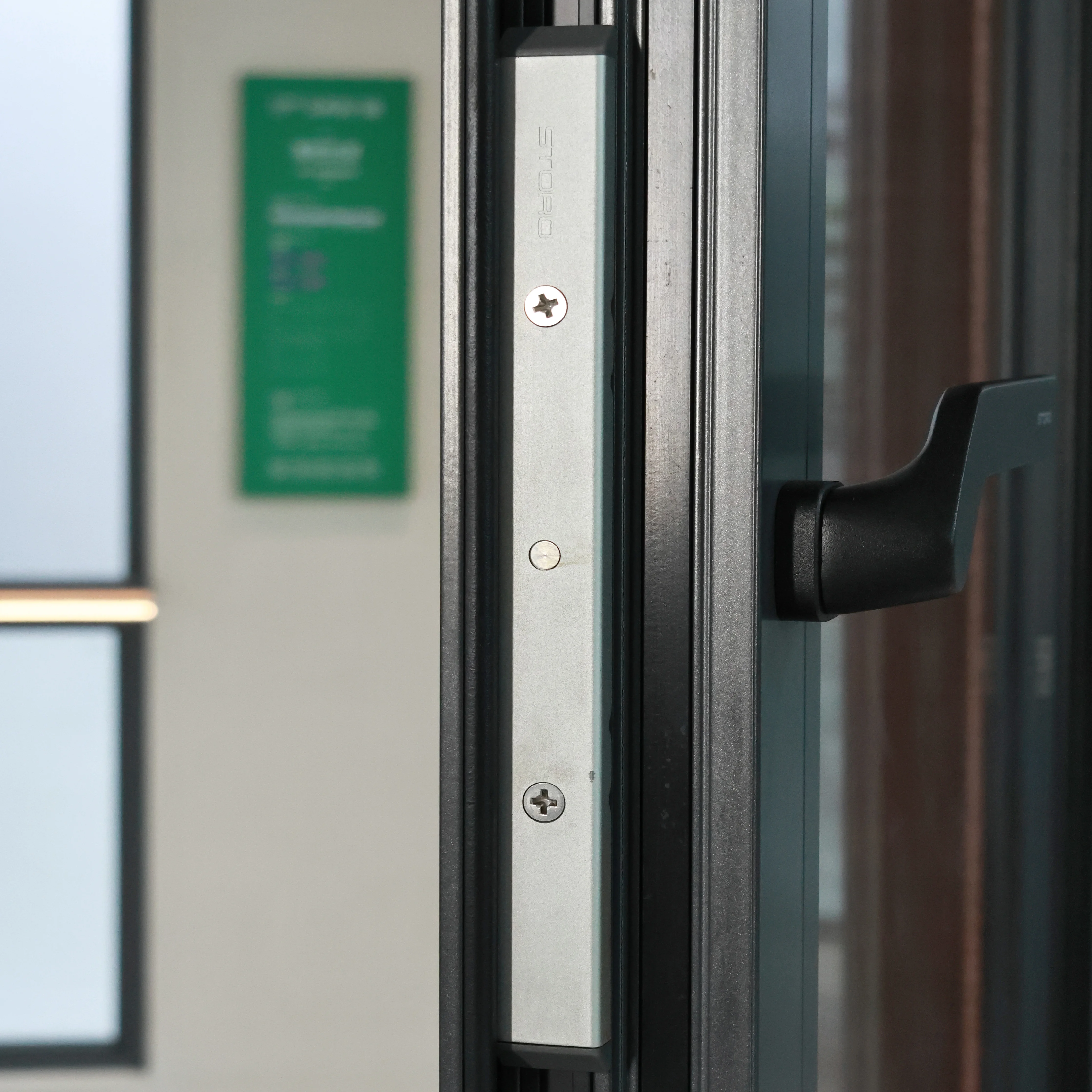 ISUMER Windows Aluminum Alloy 3.0 Frame Clear Glass Window Factory Modern Design Thermal Break Aluminum Profile Casement Windows