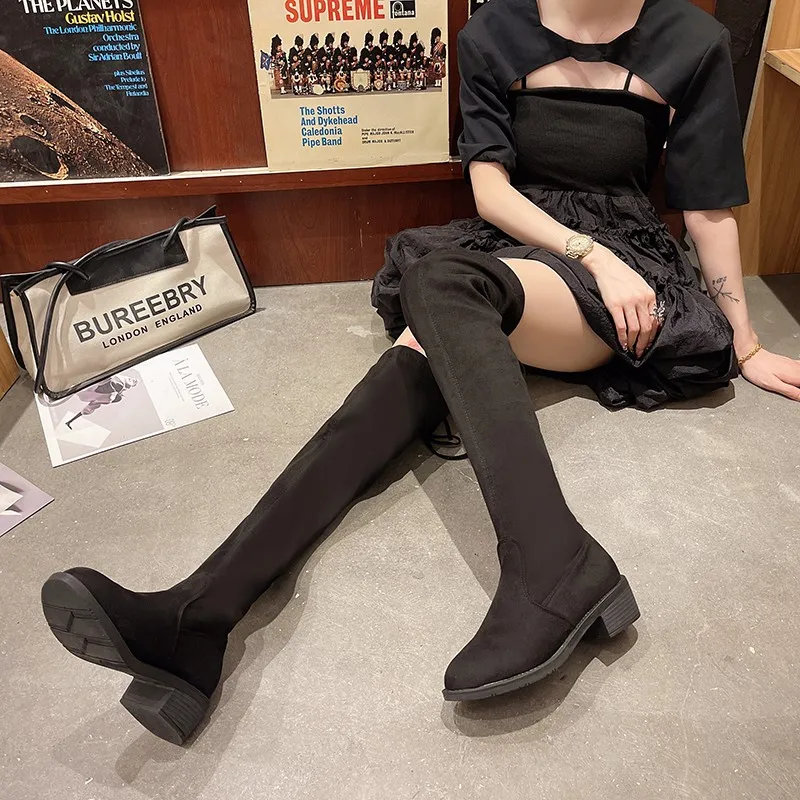 

Осенние классические женские сапоги на плоской подошве, привлекательные модные черные сапоги выше колена, женские эластичные облегающие сапоги из флока