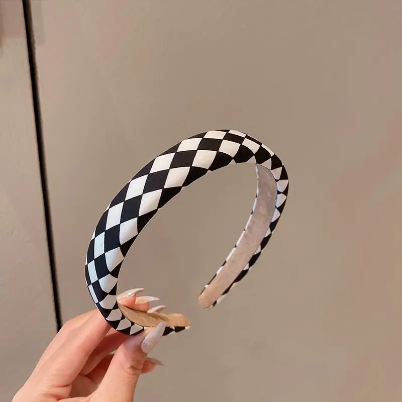 1pc Retro Black and White Grid Chessboard Hairband for Women, Thin Sponge Hair Clip, French High Forehead Headpiece for Autumn